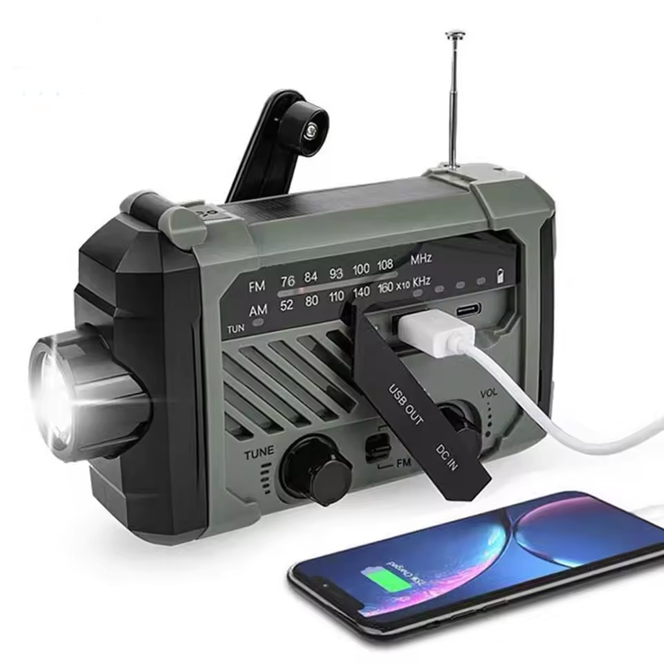 Emergency Solar Radio with Han - Emergency Radio Solar review and price